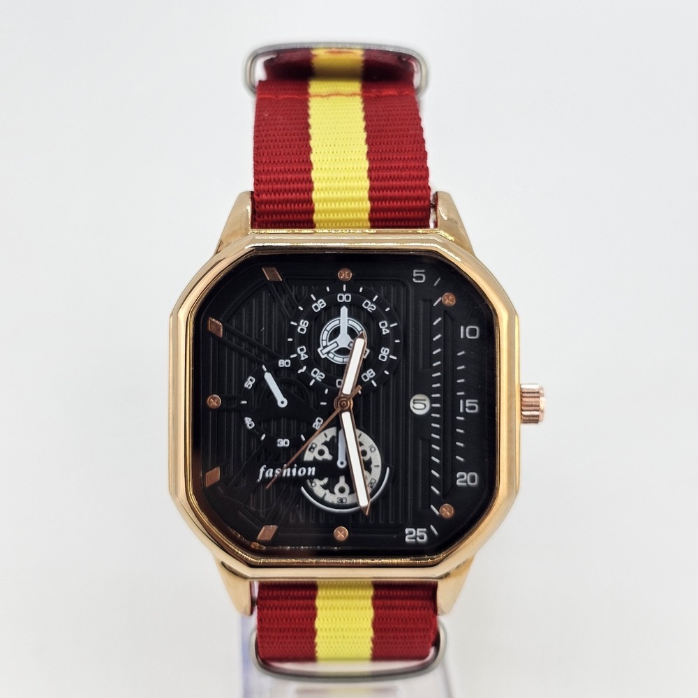 42MM Minimalist Watch Men Black Dial Gold Case Date Red Yellow Canvas Strap‎